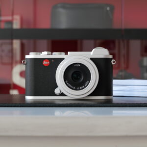 Leica CL Silver with Elmarit-TL 1:2.8/18 ASPH Silver Pre-Owned